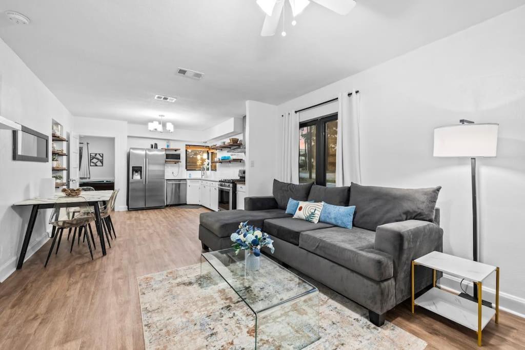 Bentwood Oasis In House Appartement
